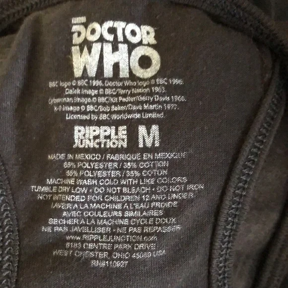 Ripple junction | Doctor Who Letters muscle tank top - Picture 3 of 7